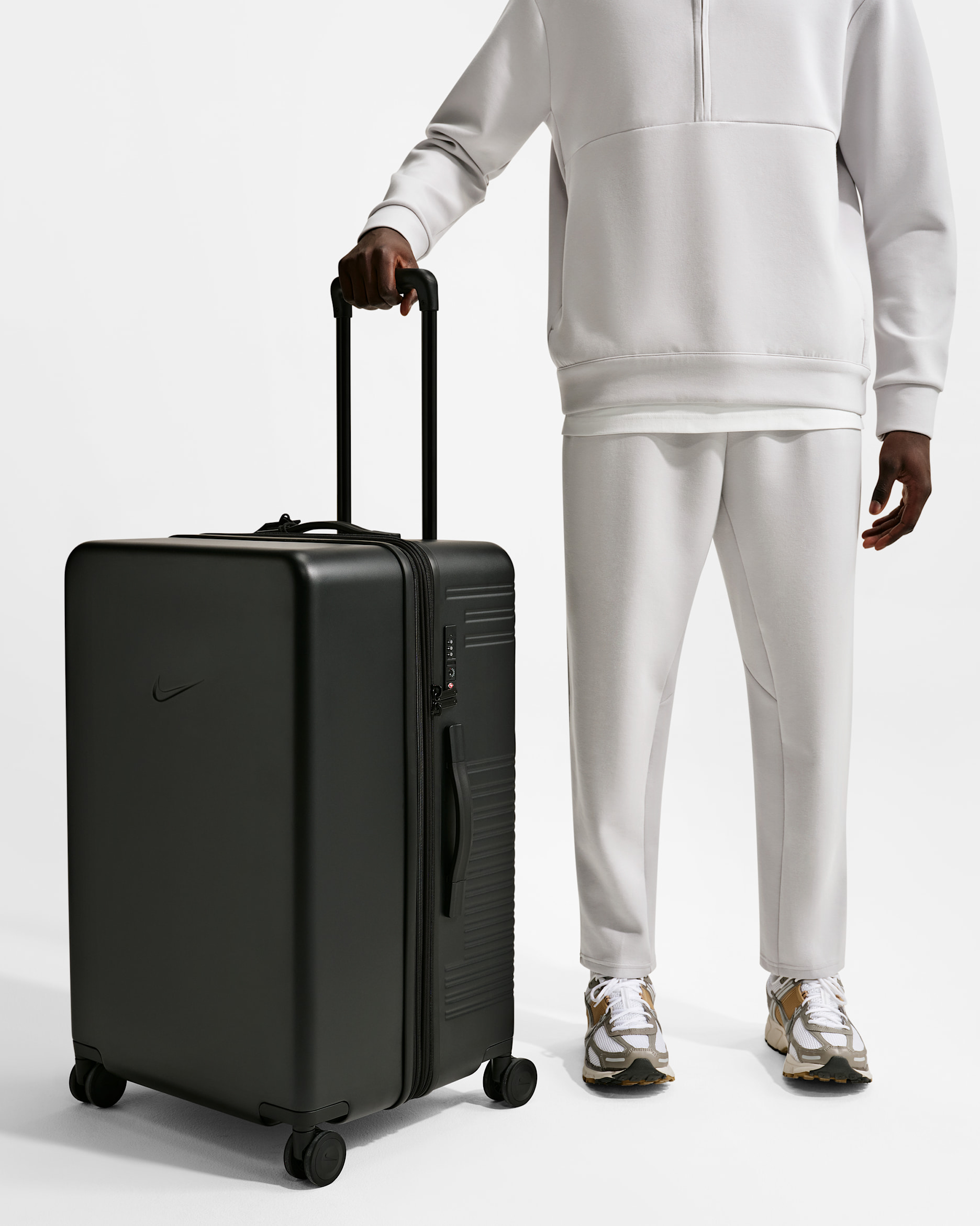 Nike Luggage 29